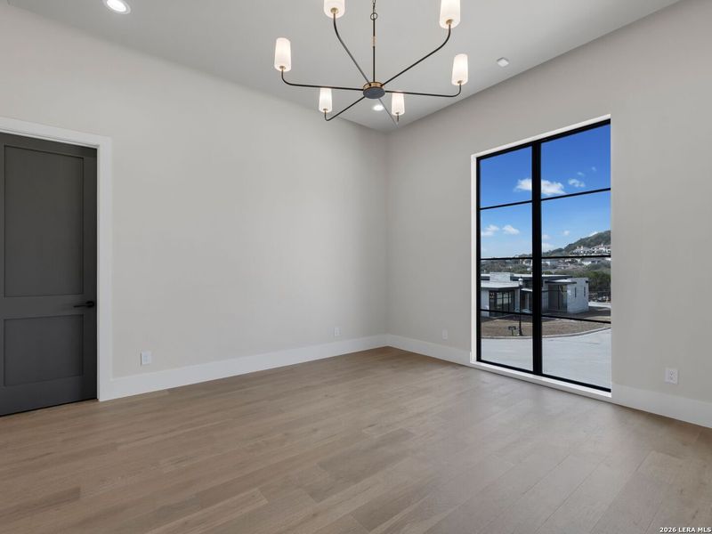 Spacious, unfurnished interior of a new home in , San Antonio (Image 57).