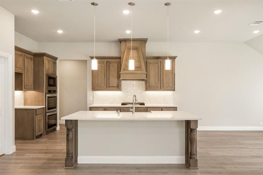 Furnished interior view inside a new home in The Enclave at Parks of Aledo, Aledo (Image 11). Furnished interior view inside a new home in The Enclave at Parks of Aledo, Aledo (Image 11).
