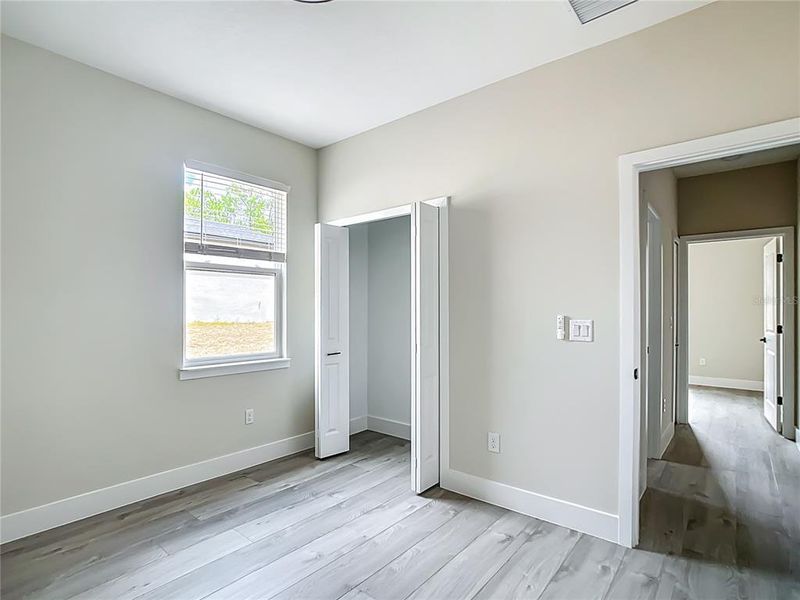 Spacious, unfurnished interior of a new home in , Ocala (Image 17).