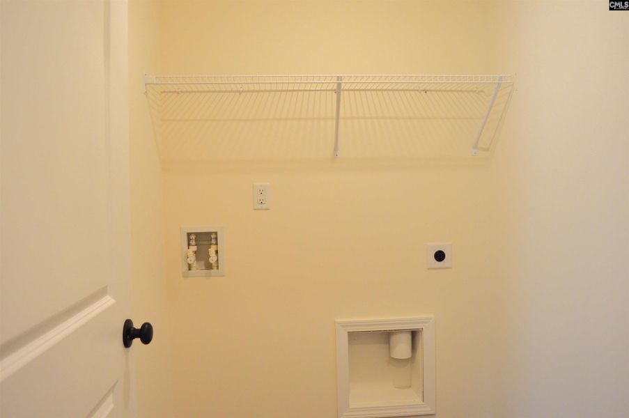 Close-up of interior finishes inside a home in Piney Woods Bluff, Columbia (Image 8).