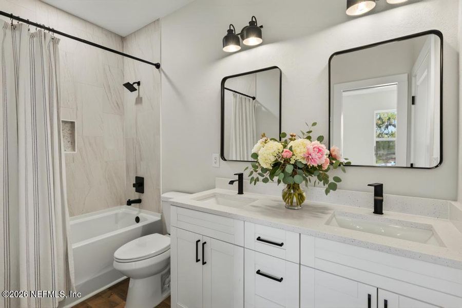 Furnished interior view inside a new home in , Yulee (Image 56). Furnished interior view inside a new home in , Yulee (Image 56).