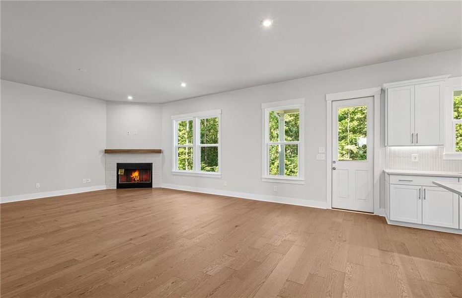 Spacious, unfurnished interior of a new home in Traditions of Braselton, Jefferson (Image 14).