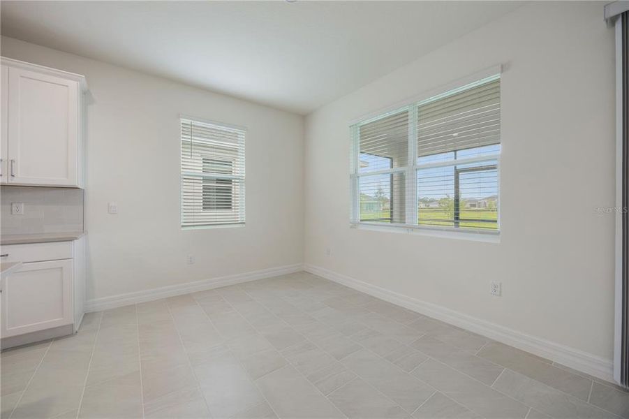 Spacious, unfurnished interior of a new home in Lakes of Mount Dora, Mount Dora (Image 25).