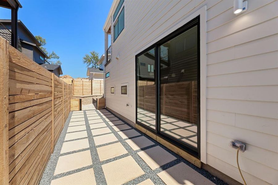 Side yard patio.