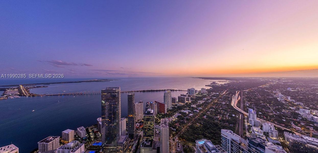 Condo located in Miami, FL showcasing its design and architecture (Image 8).