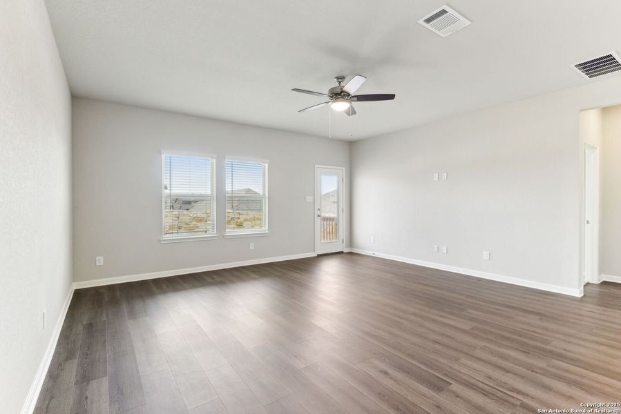 Spacious, unfurnished interior of a new home in Remington Ranch, San Antonio (Image 37). Spacious, unfurnished interior of a new home in Remington Ranch, San Antonio (Image 37).