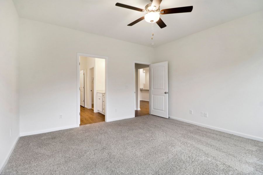 Representative unfurnished interior of a home built from the Talbot II by Great Southern Homes in Southbridge, Sumter (Image 14).