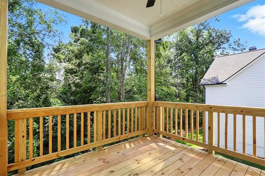 Exterior details and patio area of a home in Traditions of Braselton, Jefferson (Image 25).