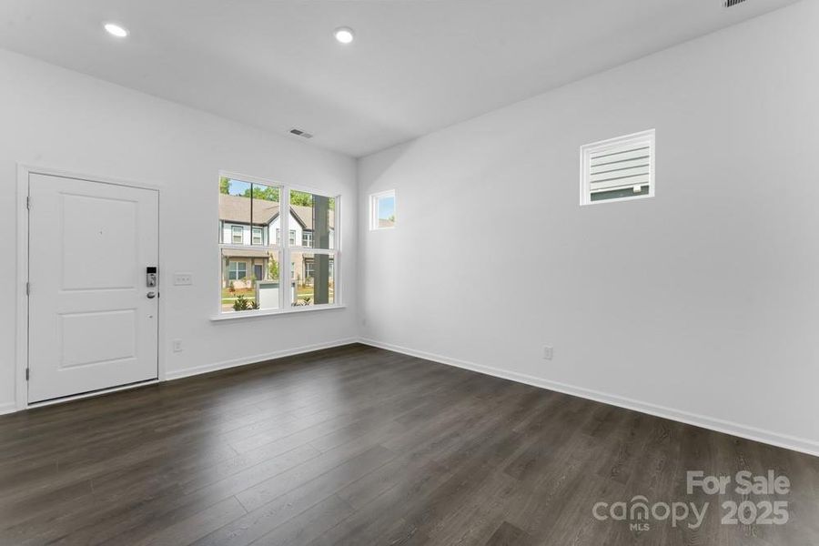 3117 Beacon Heights ~ Ready Now