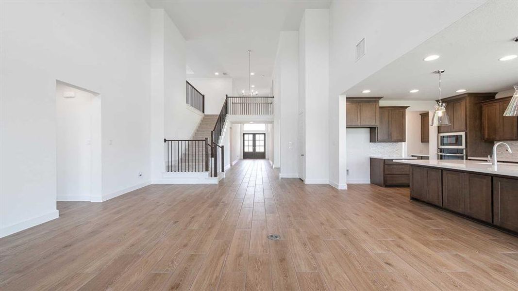 Spacious, unfurnished interior of a new home in North Sky 55', Celina (Image 12). Spacious, unfurnished interior of a new home in North Sky 55', Celina (Image 12).