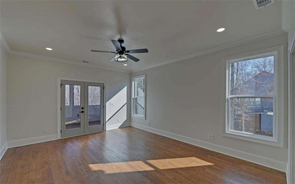Spacious, unfurnished interior of a new home in , Clarkesville (Image 53).