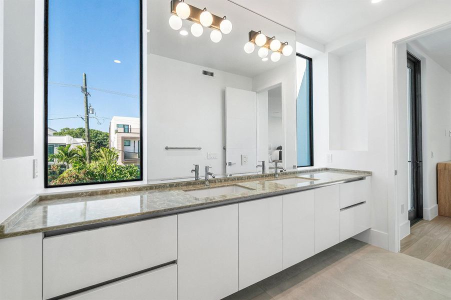 Image 41 of a home in .