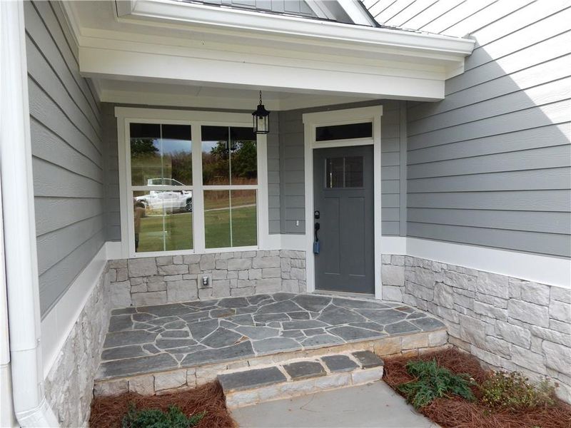 Exterior details and patio area of a home in , Demorest (Image 4).