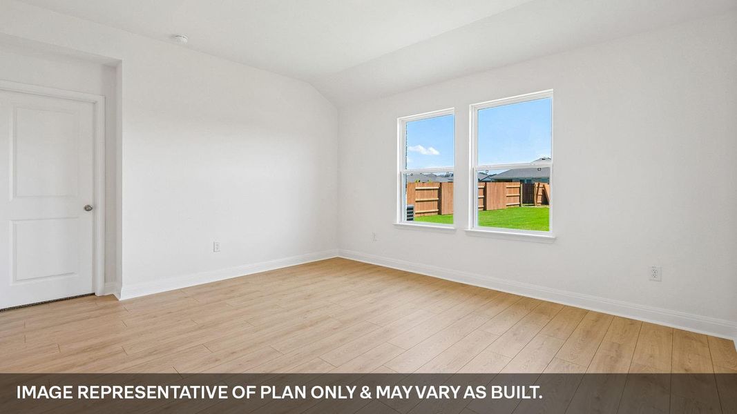 Spacious, unfurnished interior of a new home in Riverview, Georgetown (Image 18).