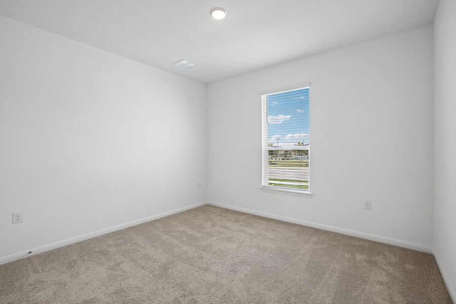 Spacious, unfurnished interior of a new home in Lisso, Pflugerville (Image 31).