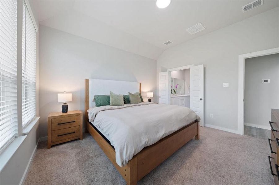 Furnished interior view inside a new home in Eastridge, McKinney (Image 18).