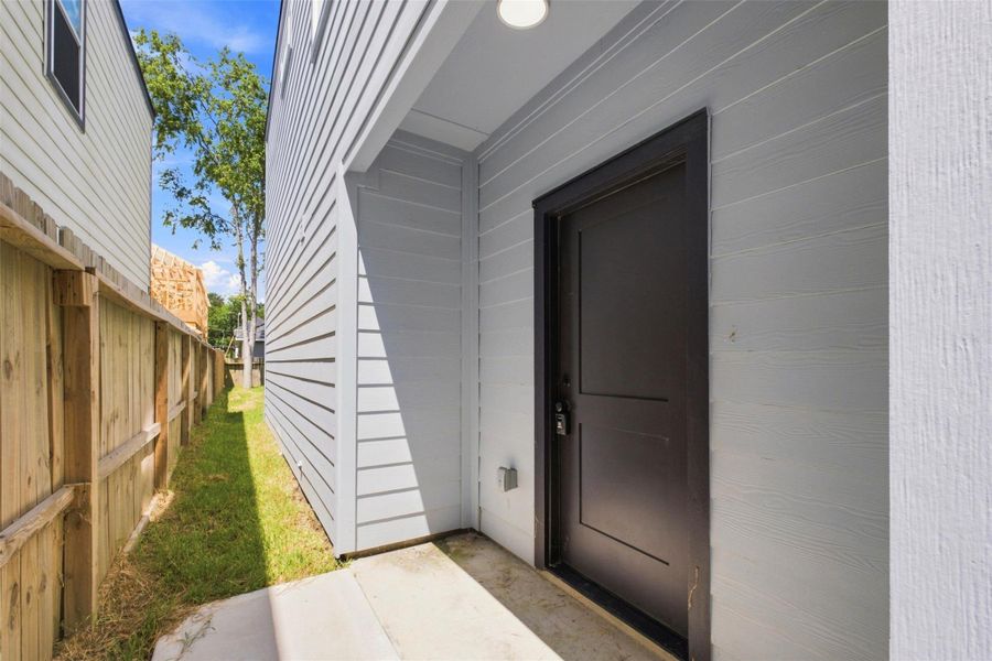 Exterior details and patio area of a home in , Houston (Image 26).