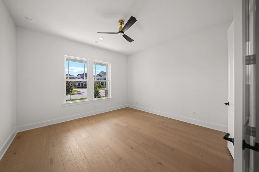 Spacious, unfurnished interior of a new home in Fields - 40' Lots, Frisco (Image 18).