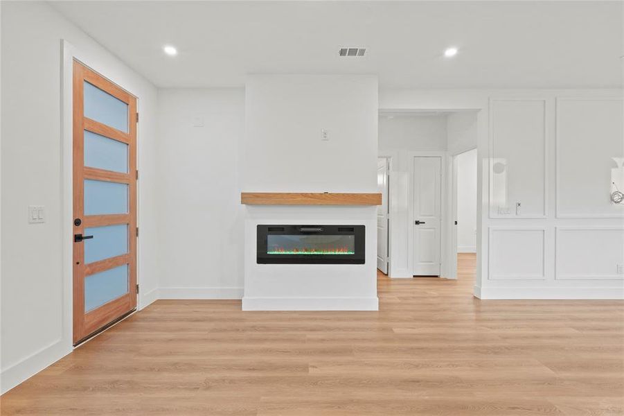 Spacious, unfurnished interior of a new home in , Dallas (Image 11). Spacious, unfurnished interior of a new home in , Dallas (Image 11).