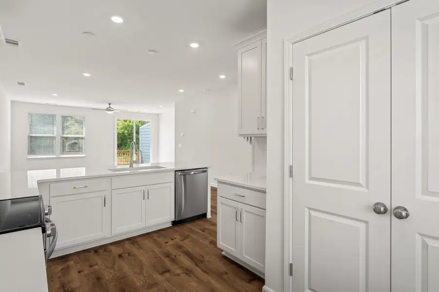 Lavergne, TN New Home. - Slide 13 Lavergne, TN New Home. - Slide 13