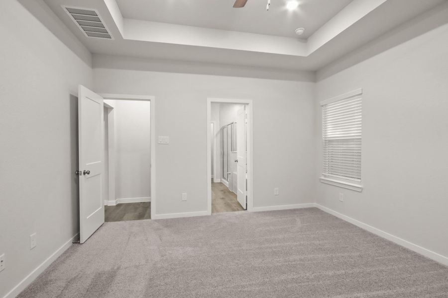 Spacious, unfurnished interior of a new home in The Woodlands Hills, Willis (Image 13).