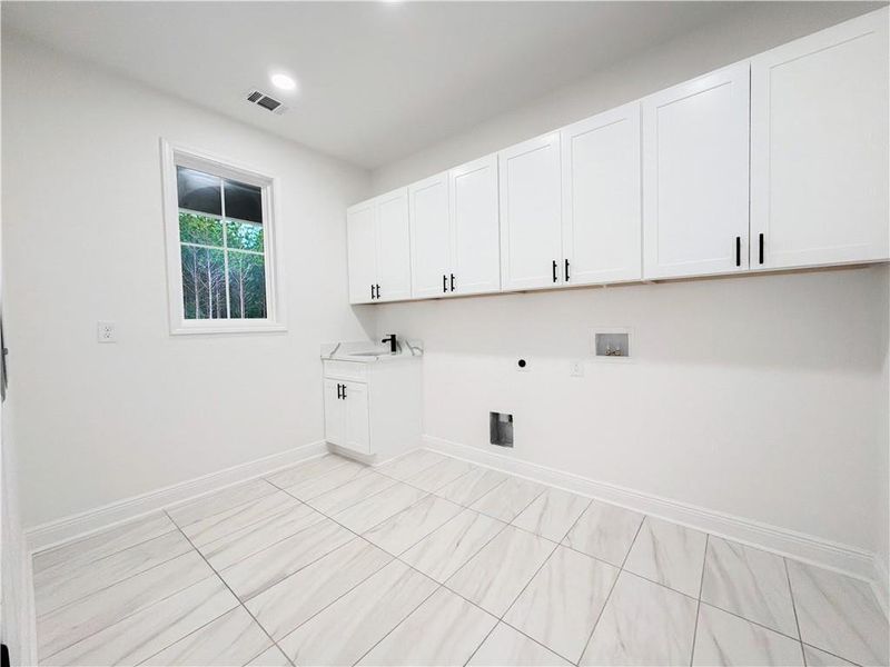 Spacious, unfurnished interior of a new home in , Forsyth (Image 23). Spacious, unfurnished interior of a new home in , Forsyth (Image 23).