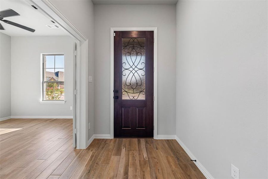 Spacious, unfurnished interior of a new home in Morningstar, Aledo (Image 26).