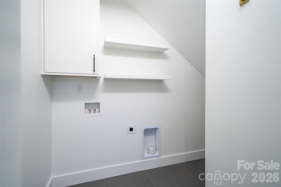 Spacious, unfurnished interior of a new home in , Hendersonville (Image 31). Spacious, unfurnished interior of a new home in , Hendersonville (Image 31).