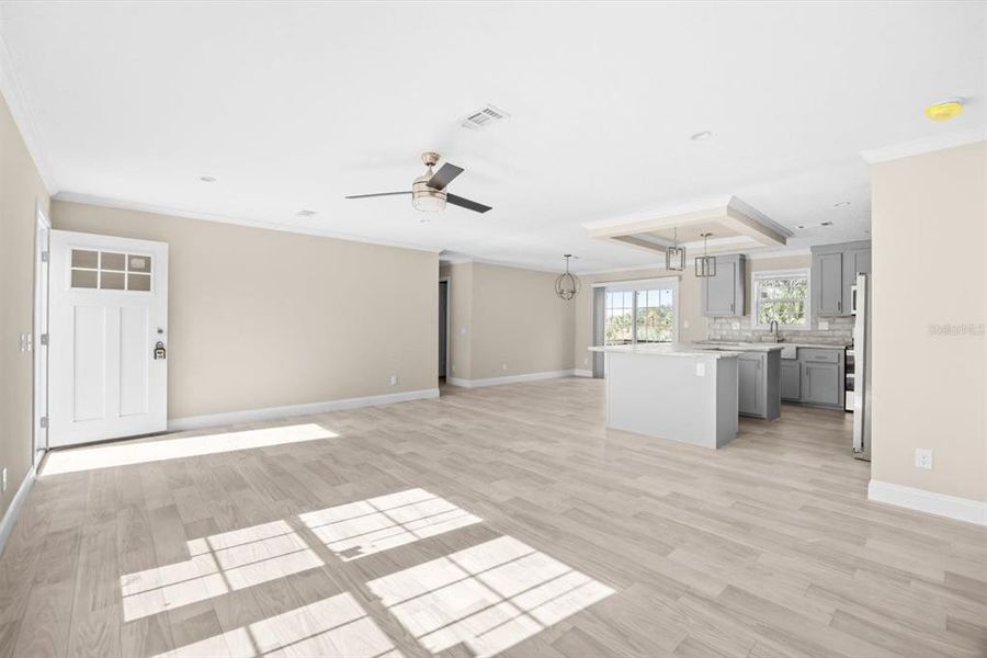 Spacious, unfurnished interior of a new home in , Okeechobee (Image 15).