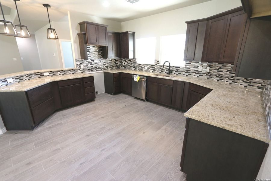 Furnished interior view inside a new home in , La Vernia (Image 5).