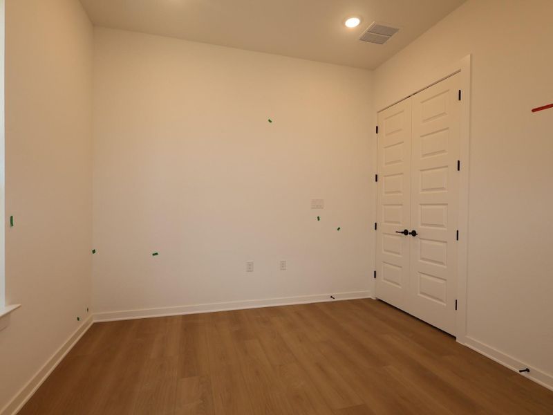 Spacious, unfurnished interior of a new home in Estancia West, Manchaca (Image 9). Spacious, unfurnished interior of a new home in Estancia West, Manchaca (Image 9).