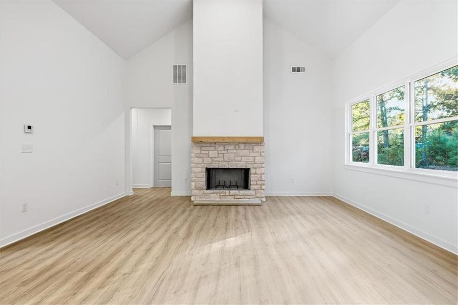 Spacious, unfurnished interior of a new home in , Rome (Image 39). Spacious, unfurnished interior of a new home in , Rome (Image 39).