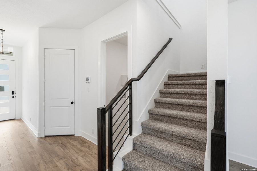 Spacious, unfurnished interior of a new home in Prominence, San Antonio (Image 21).