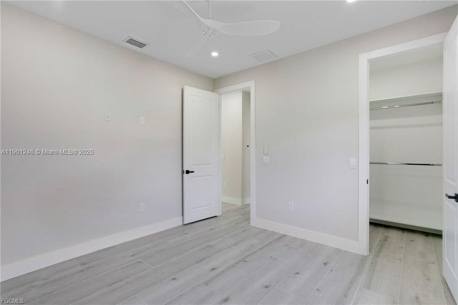 Spacious, unfurnished interior of a new home in , Cape Coral (Image 30). Spacious, unfurnished interior of a new home in , Cape Coral (Image 30).