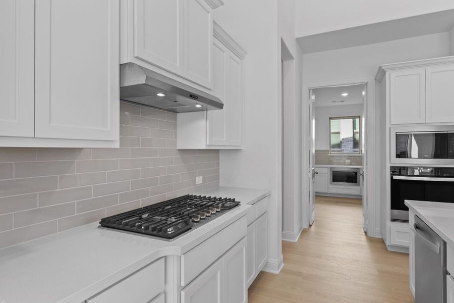 4br New Home in Celina, TX.  - Slide 13