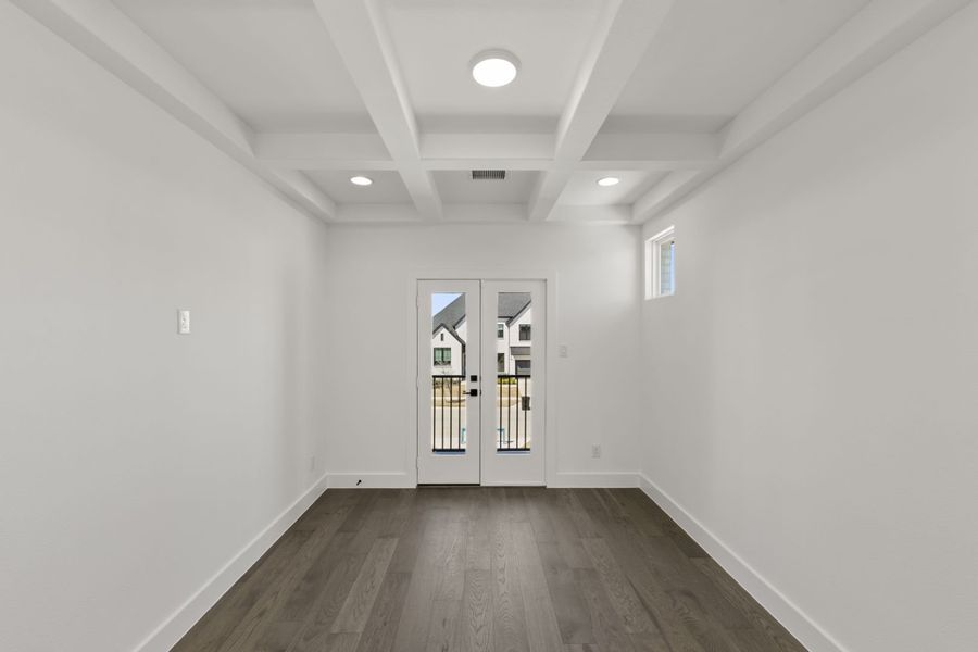 Spacious, unfurnished interior of a new home in Estates at Rockhill, Frisco (Image 27).