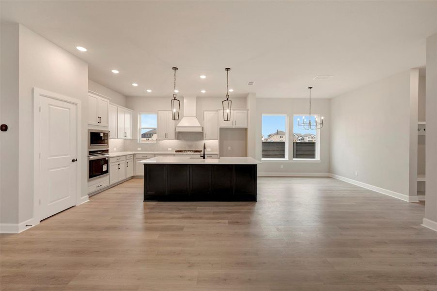 Furnished interior view inside a new home in Pomona 40' Homesites, Manvel (Image 11). Furnished interior view inside a new home in Pomona 40' Homesites, Manvel (Image 11).