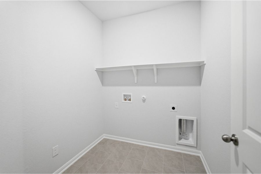 Spacious, unfurnished interior of a new home in Hunters Glen, Jarrell (Image 16). Spacious, unfurnished interior of a new home in Hunters Glen, Jarrell (Image 16).