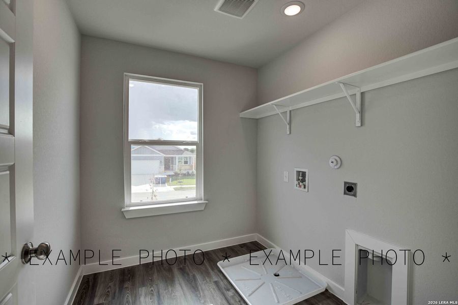 Spacious, unfurnished interior of a new home in Garden Grove, San Antonio (Image 19). Spacious, unfurnished interior of a new home in Garden Grove, San Antonio (Image 19).