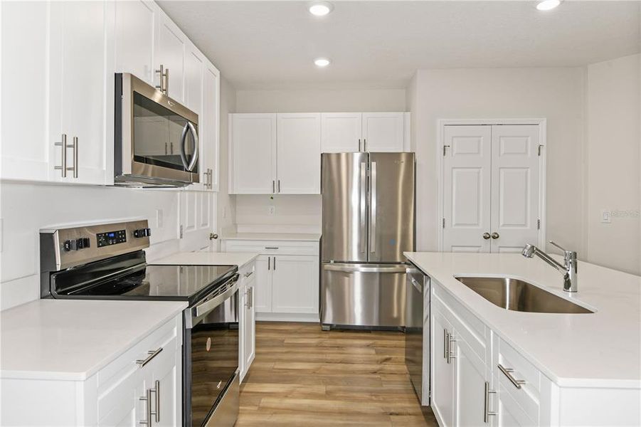 Furnished interior view inside a new home in Pasadena Woods, Dade City (Image 5).
