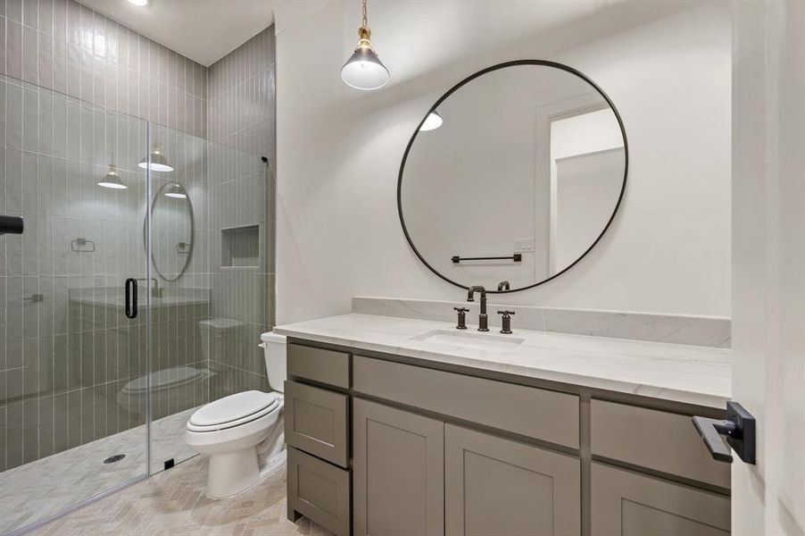 Furnished interior view inside a new home in , Prosper (Image 14).