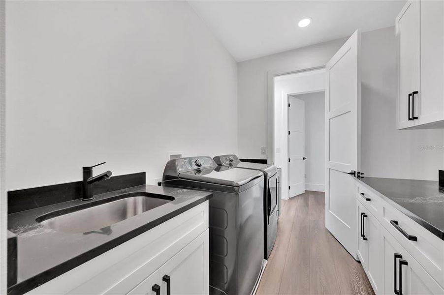 Furnished interior view inside a new home in , Sarasota (Image 35).