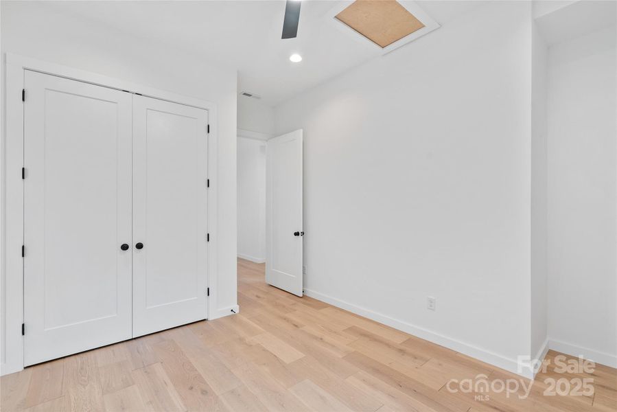 Image 32 of a home in .