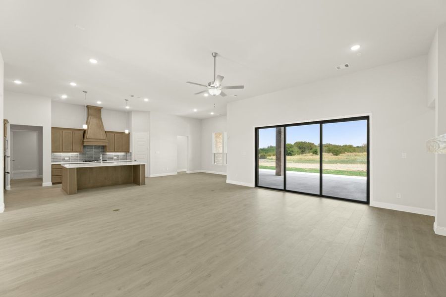 Spacious, unfurnished interior of a new home in Berkshire Estates, Mesquite (Image 25). Spacious, unfurnished interior of a new home in Berkshire Estates, Mesquite (Image 25).