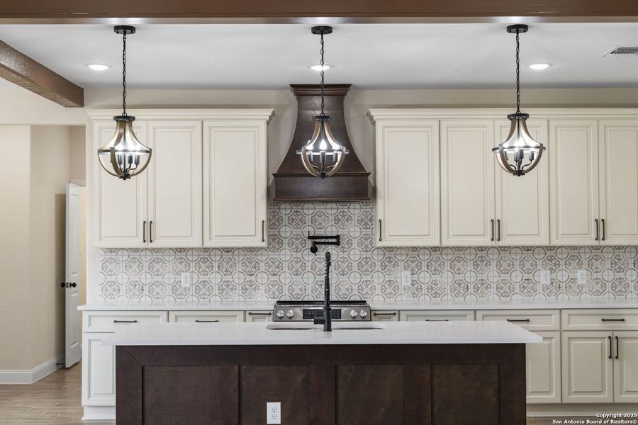 Furnished interior view inside a new home in , Floresville (Image 2).