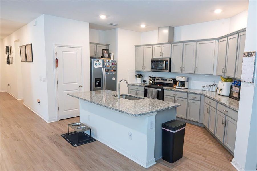 Furnished interior view inside a new home in , Land O' Lakes (Image 14).