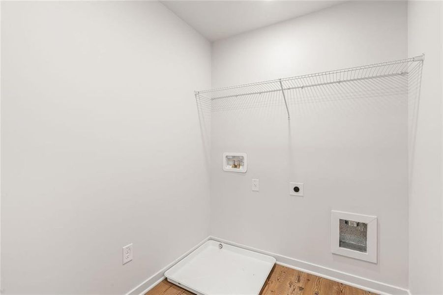 Spacious, unfurnished interior of a new home in Walker Grove, McDonough (Image 23). Spacious, unfurnished interior of a new home in Walker Grove, McDonough (Image 23).