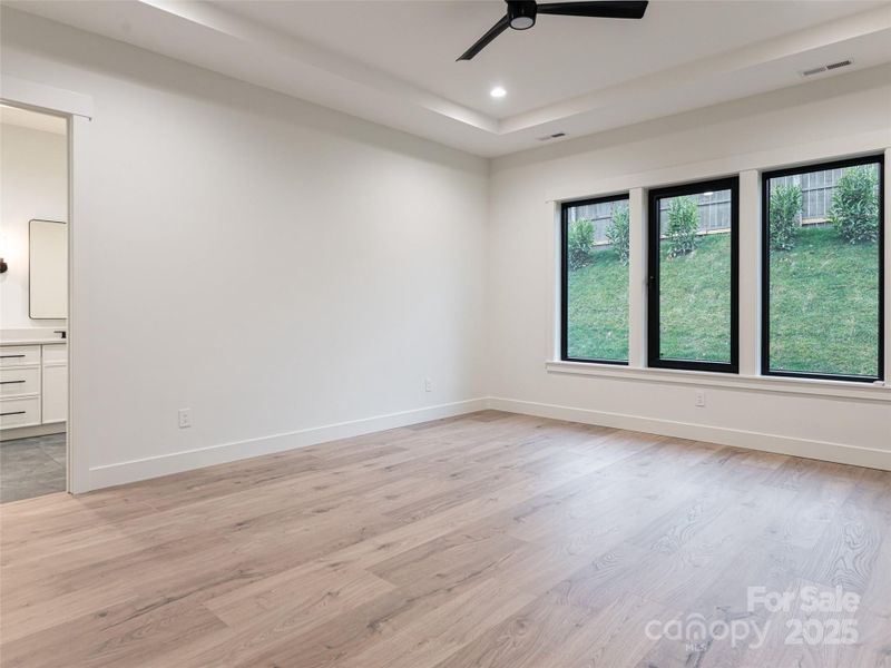 Spacious, unfurnished interior of a new home in , Arden (Image 36).