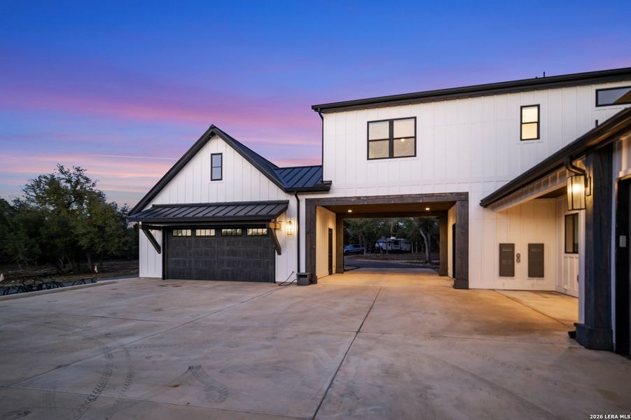 Image 36 of a home in .