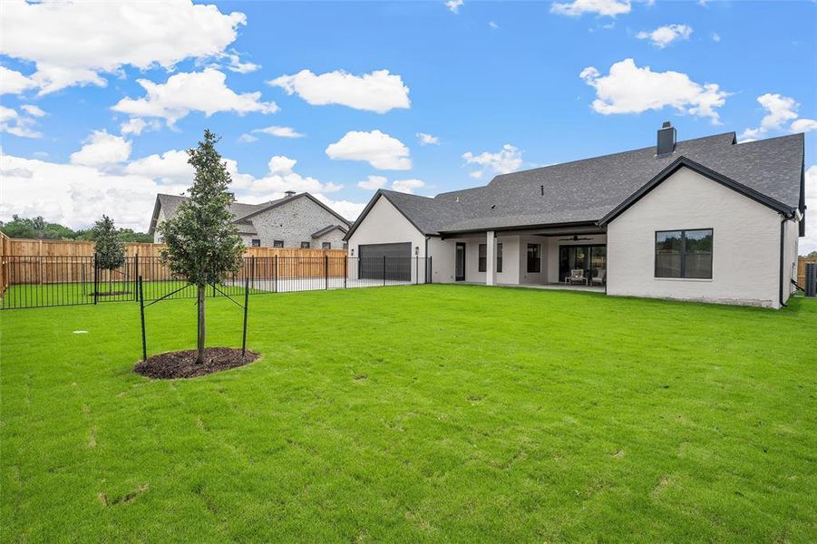 Exterior details and patio area of a home in , Woodway (Image 28).